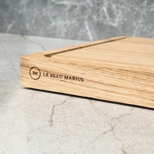 Planche à découper chêne massif grand format 40×30cm – Bords chanfréinés, cire alimentaire