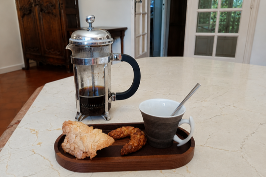 Plateau de service en bois de frêne thermo-traité 20×10cm – Café, dessert, présentation gourmande